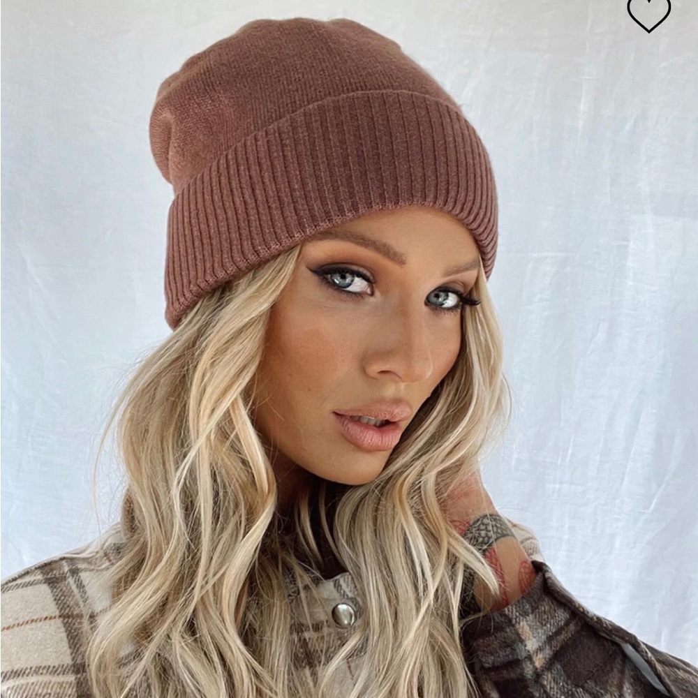 Princess Polly beanie